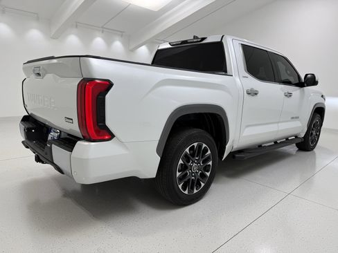 Used 2024 Toyota Tundra Limited w/ Power Package image 7