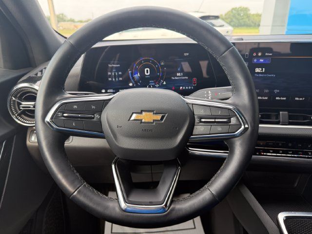 Used 2025 Chevrolet Equinox LT w/ Convenience Package II AWD/4WD image 17