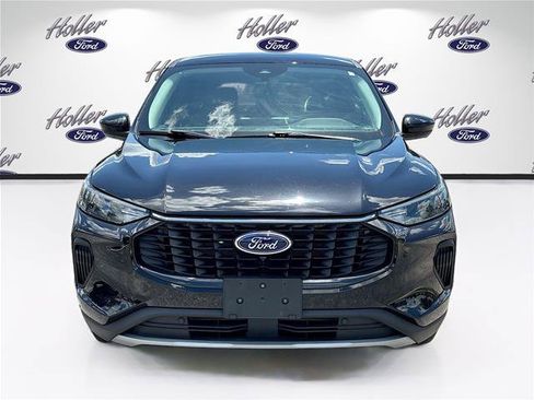 Certified 2023 Ford Escape Active w/ Tech Pack #2 AWD/4WD image 2