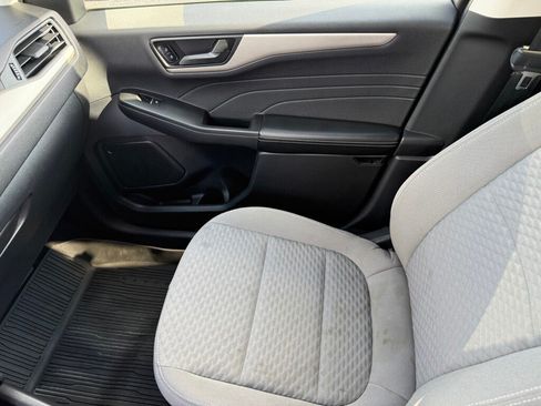 Used 2022 Ford Escape SE w/ Cold Weather Package AWD/4WD image 34