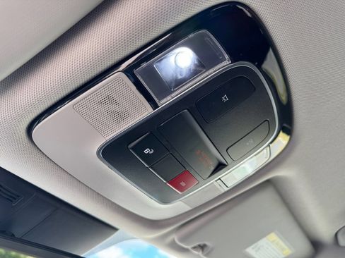 Used 2025 Hyundai Tucson SEL FWD image 19