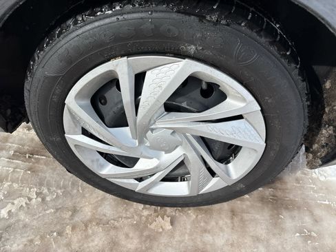 Used 2024 Subaru Impreza 2.0i image 10