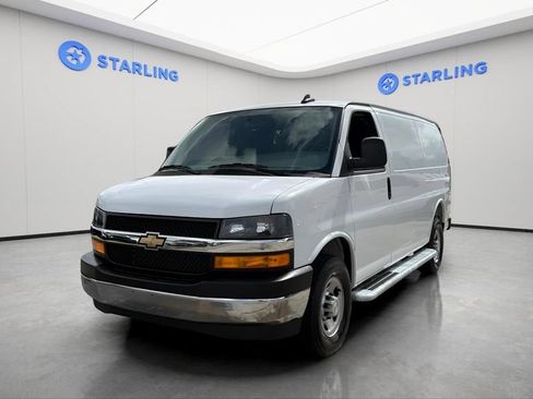 Used 2025 Chevrolet Express 2500 w/ Driver Convenience Package RWD image 1