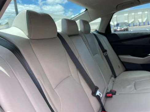 Certified 2025 Honda Accord Touring image 38