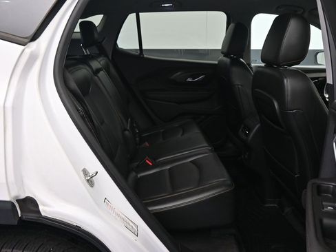 Used 2019 GMC Terrain SLT image 17