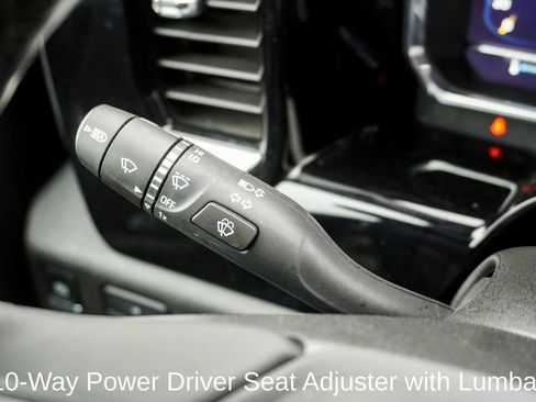 Used 2025 Chevrolet Silverado 2500 LT image 19