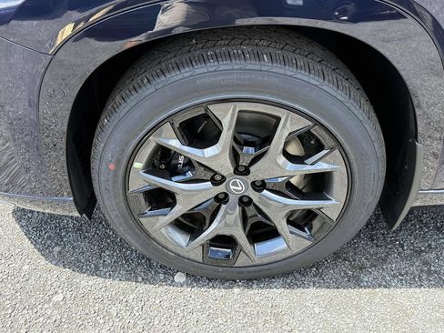 New 2026 Lexus TX 500h AWD image 7