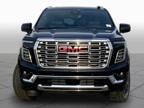 New 2026 GMC Yukon Denali w/ Advanced Technology Package RWD image 3