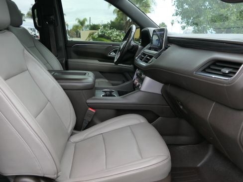 Used 2021 GMC Yukon SLT w/ SLT Luxury Plus Package image 25