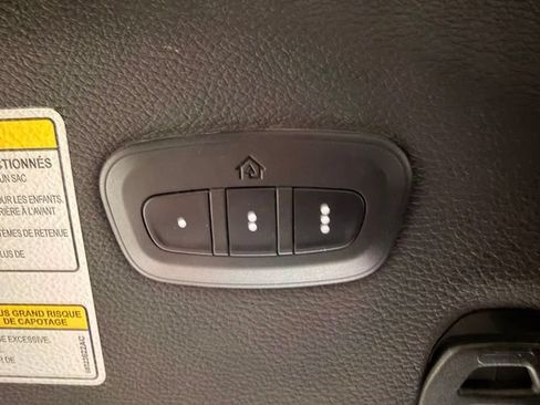 Used 2021 Jeep Gladiator Overland AWD/4WD image 42