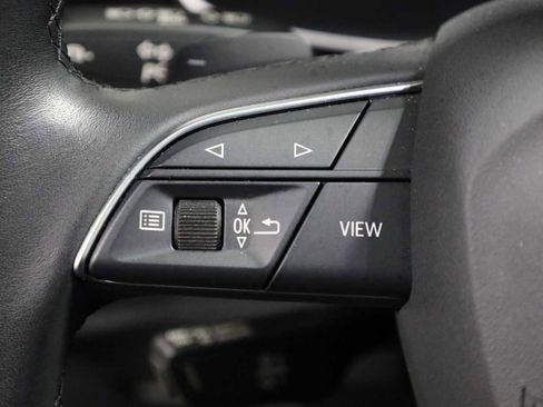 Used 2023 Audi Q3 2.0T Premium image 25