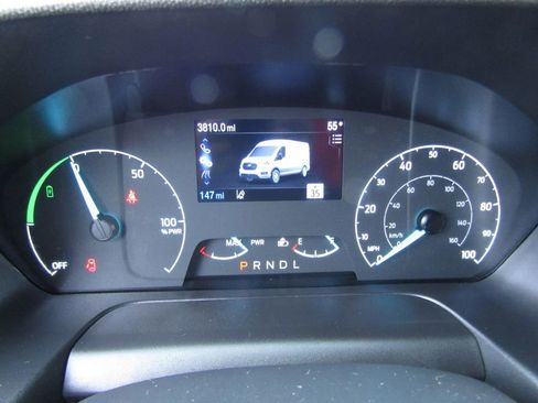 Used 2024 Ford E-Transit 148 Medium Roof image 23