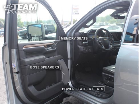 New 2026 Chevrolet Silverado 3500 High Country w/ Technology Package AWD/4WD image 4