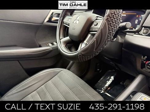 Used 2024 Mitsubishi Outlander SE AWD/4WD image 14