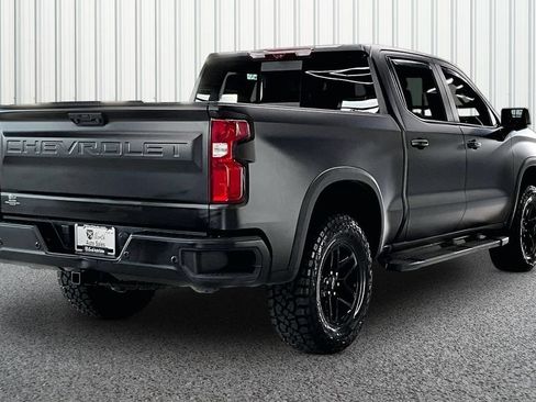 Used 2023 Chevrolet Silverado 1500 ZR2 w/ Technology Package AWD/4WD image 6