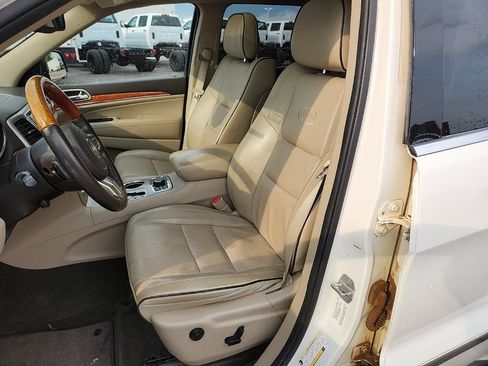 Used 2012 Jeep Grand Cherokee Overland AWD/4WD image 31