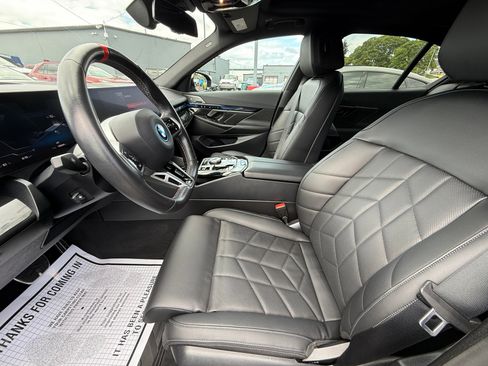 Used 2024 BMW i5 M60 w/ Premium Package AWD/4WD image 5