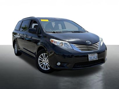 Used 2017 Toyota Sienna XLE w/ XLE Navigation Package