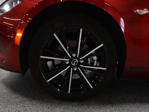 Used 2025 MAZDA MX-5 Miata Grand Touring RWD image 9