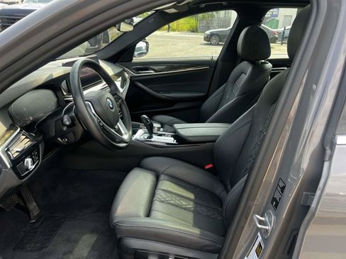 Used 2021 BMW 530i xDrive w/ Convenience Package AWD/4WD image 14