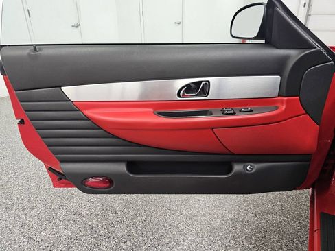 Used 2002 Ford Thunderbird RWD image 11