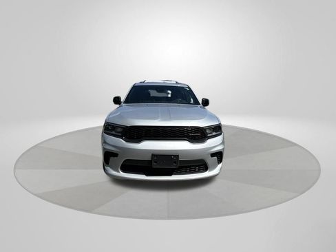 Used 2024 Dodge Durango GT RWD image 2