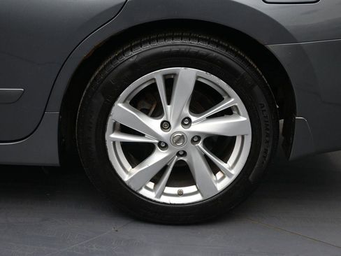 Used 2015 Nissan Altima 2.5 SL w/ Technology Package FWD image 13