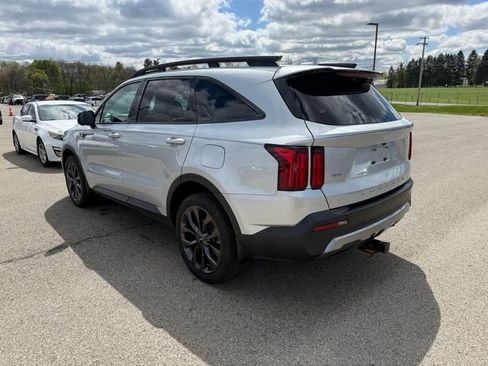 Used 2022 Kia Sorento SX Prestige image 8