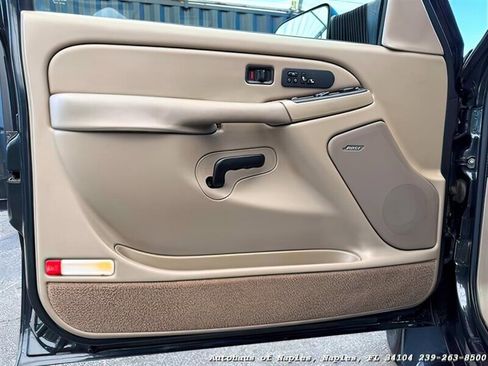 Used 2004 Chevrolet Silverado 2500 LT image 27