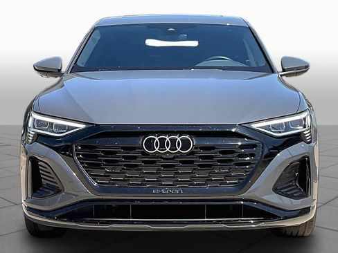 Used 2024 Audi Q8 e-tron Premium Plus w/ Premium Plus Package AWD/4WD image 3