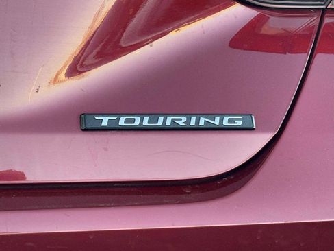 Used 2019 Toyota Avalon Touring w/ Advanced Safety Package image 6