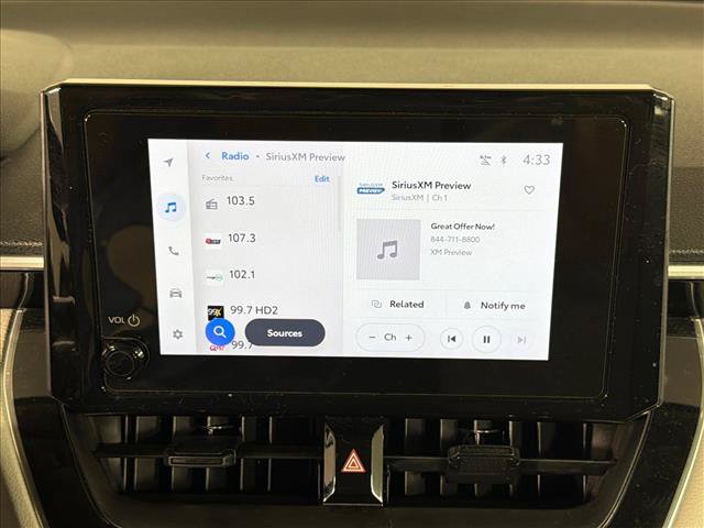 Used 2025 Toyota Corolla Cross L FWD image 28