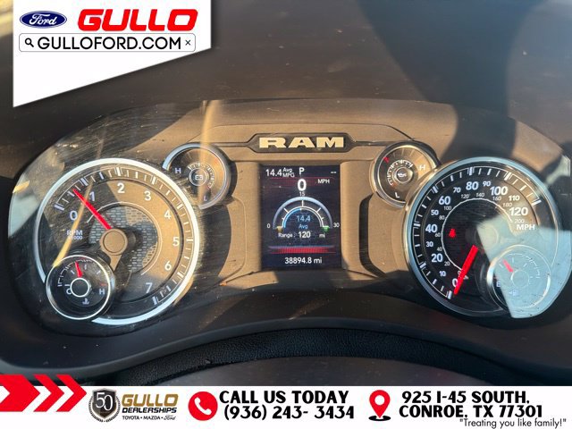 Used 2024 RAM 3500 Tradesman w/ Chrome Appearance Group AWD/4WD image 6