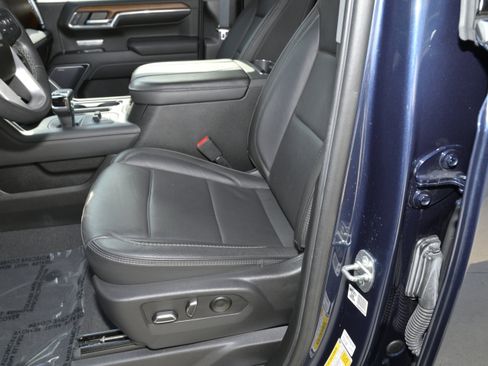 Used 2023 GMC Sierra 1500 Denali w/ Denali Reserve Package image 19