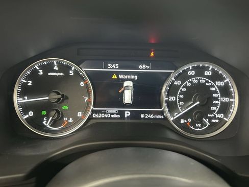 Used 2023 Mitsubishi Outlander SE AWD/4WD image 13