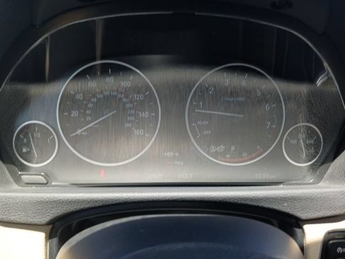 Used 2018 BMW 330i xDrive Sedan AWD/4WD image 22