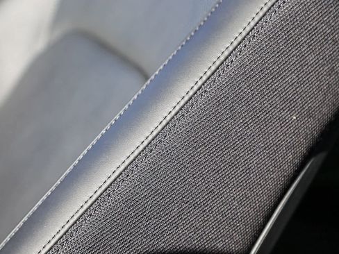 New 2025 Land Rover Defender 110 V8 image 24