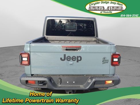 New 2025 Jeep Gladiator Sport image 6