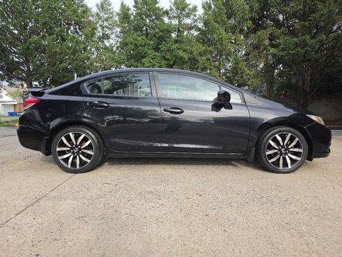 Used 2015 Honda Civic EX-L image 2