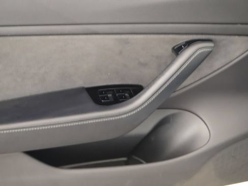 Used 2018 Tesla Model 3 Long Range AWD/4WD image 19