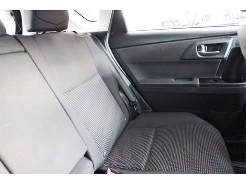 Used 2016 Scion iM Base image 10