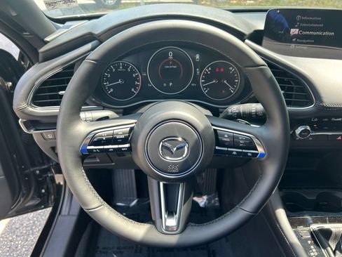 New 2026 MAZDA MAZDA3 Hatchback w/Premium Plus Pkg AWD/4WD image 21
