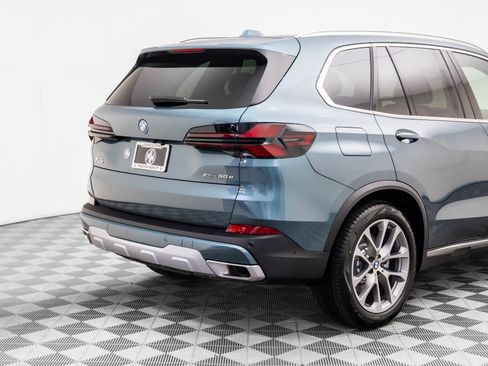 New 2026 BMW X5 xDrive50e image 37