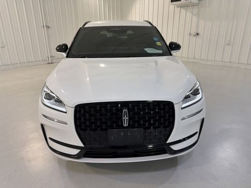 Used 2023 Lincoln Corsair Reserve w/ Jet Appearance Package FWD image 8