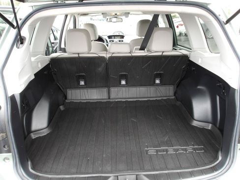 Used 2016 Subaru Forester 2.5i Touring w/ Eyesight & Navigation System AWD/4WD image 12