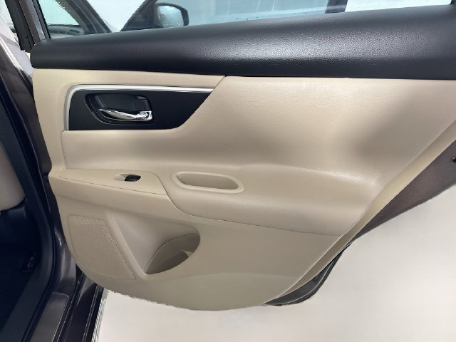 Used 2016 Nissan Altima 2.5 SL w/ Moonroof Package FWD image 27