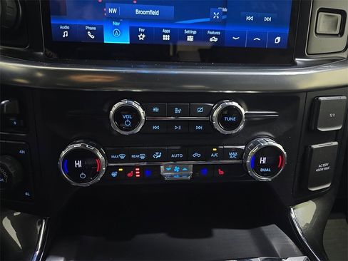 Used 2021 Ford F150 Lariat w/ Equipment Group 502A High image 25