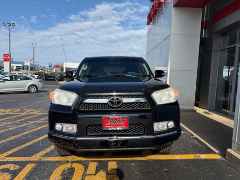 Used 2010 Toyota 4Runner SR5 AWD/4WD image 2