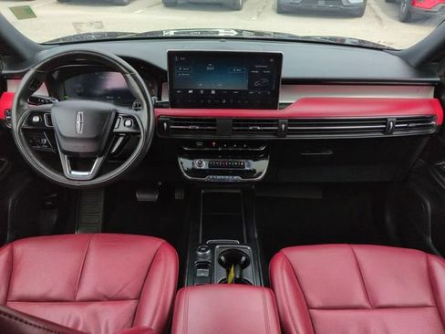 Used 2024 Lincoln Corsair Grand Touring AWD/4WD image 15