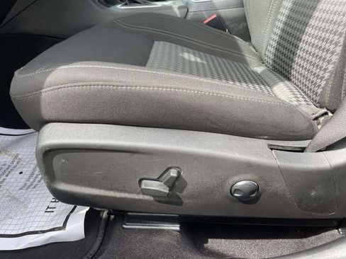 Used 2023 Dodge Charger SXT RWD image 19
